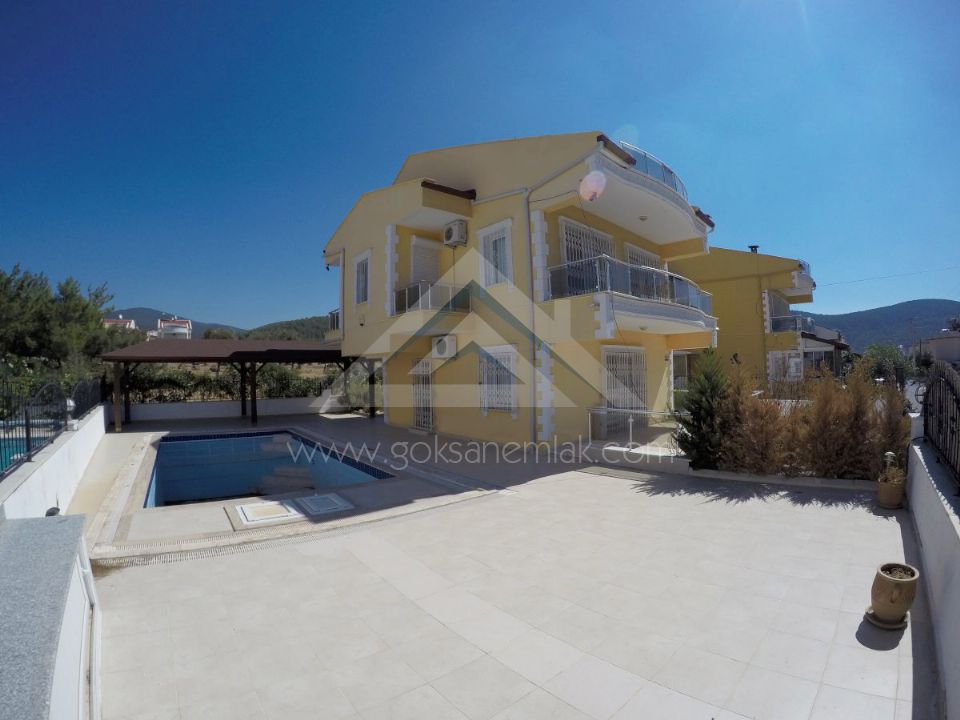 Akbük 4+1 Detached Villa For Sale With Swimming Pool