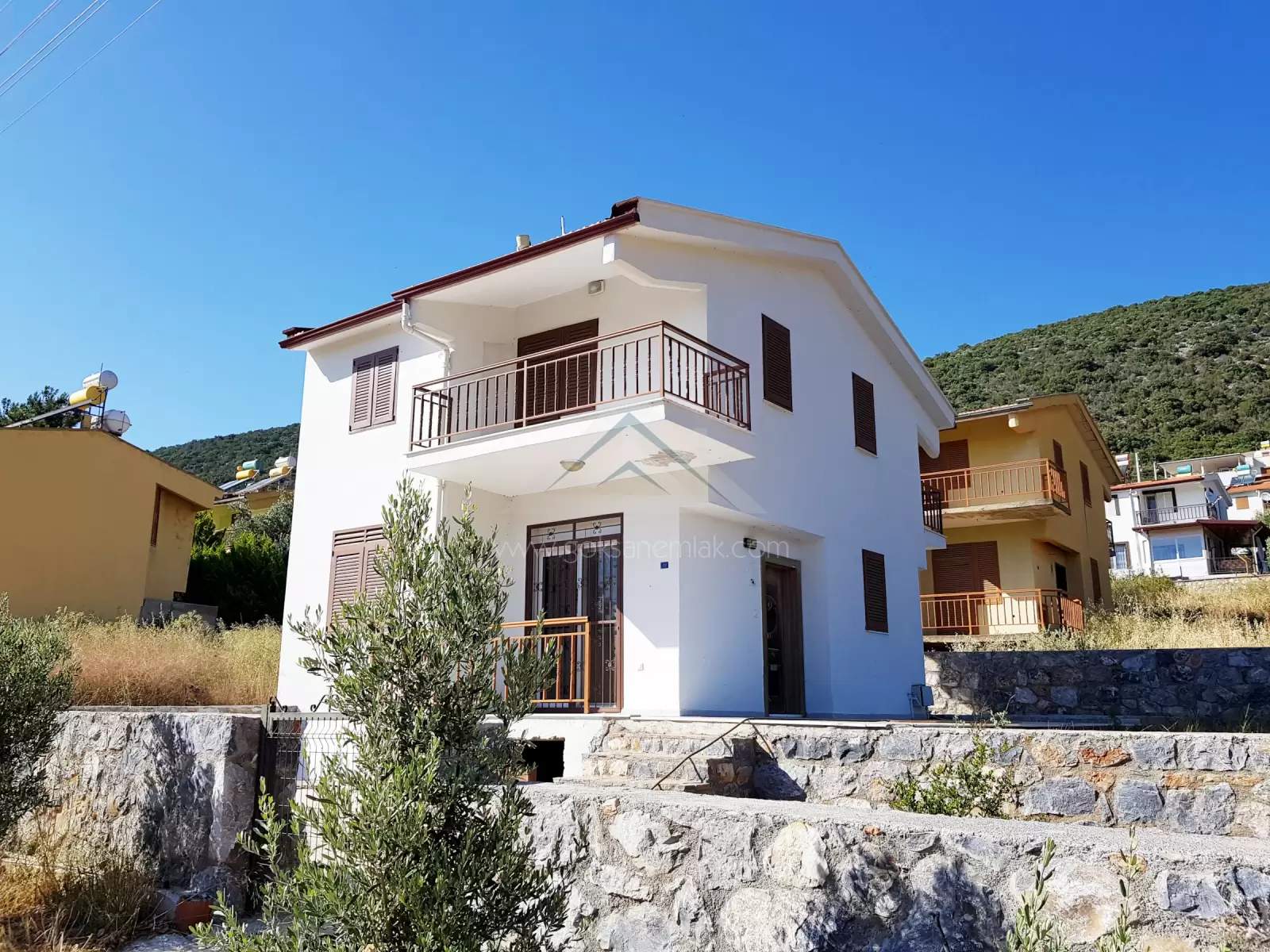3 + 1 Detached House Nested With Nature For Sale In Akbük