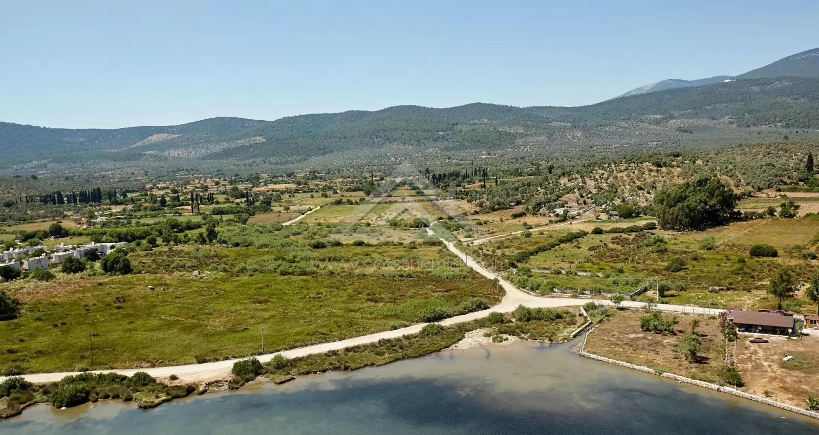 In Kazıklı Close To The Sea, 2.600 Sqm For Sale Field Electricity Water